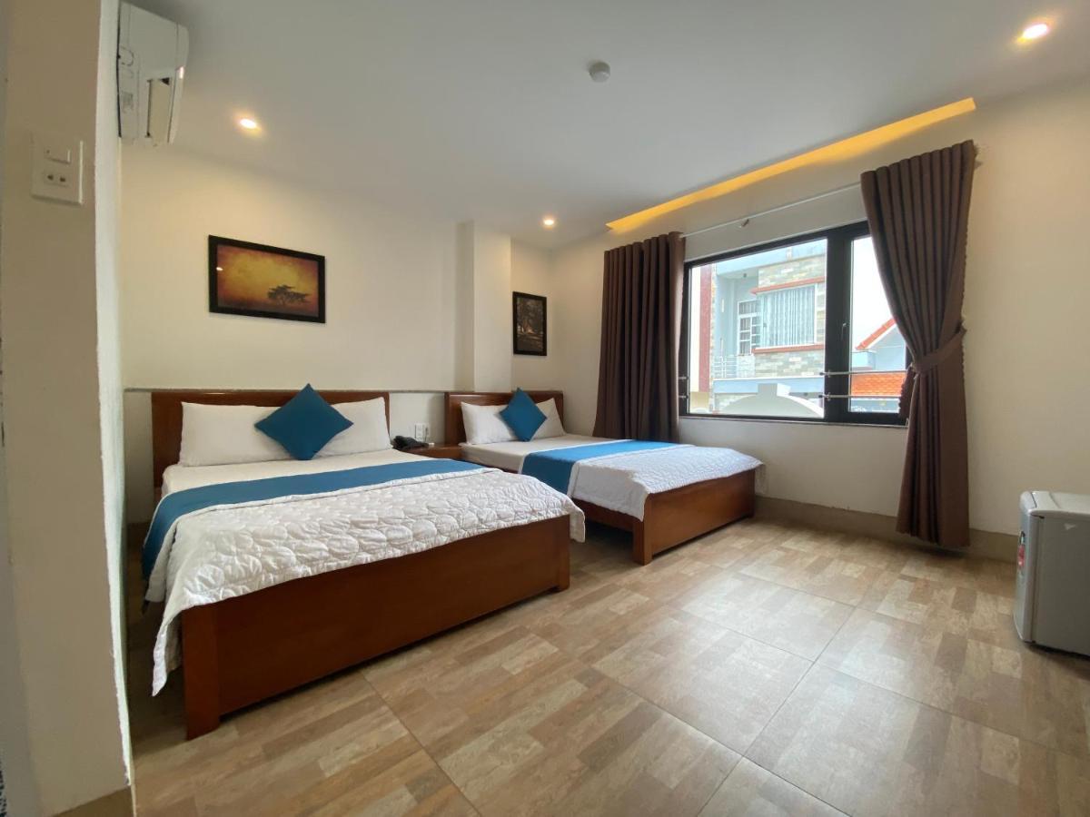 Hotel Hoang Hung Куинён Экстерьер фото