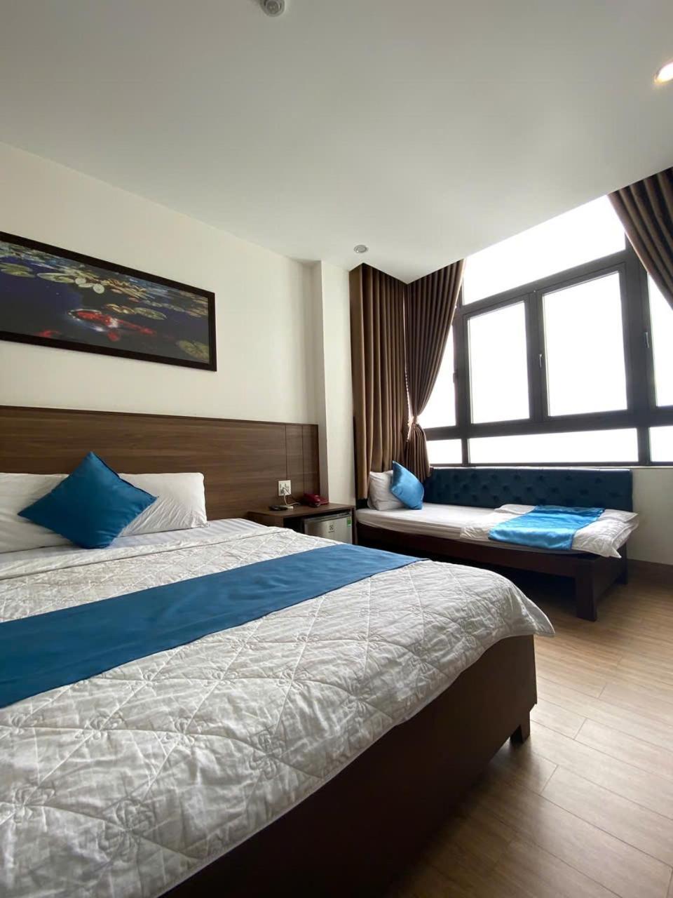 Hotel Hoang Hung Куинён Экстерьер фото