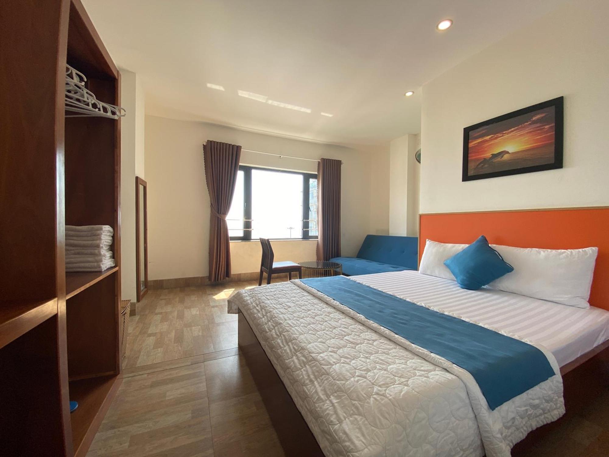 Hotel Hoang Hung Куинён Экстерьер фото