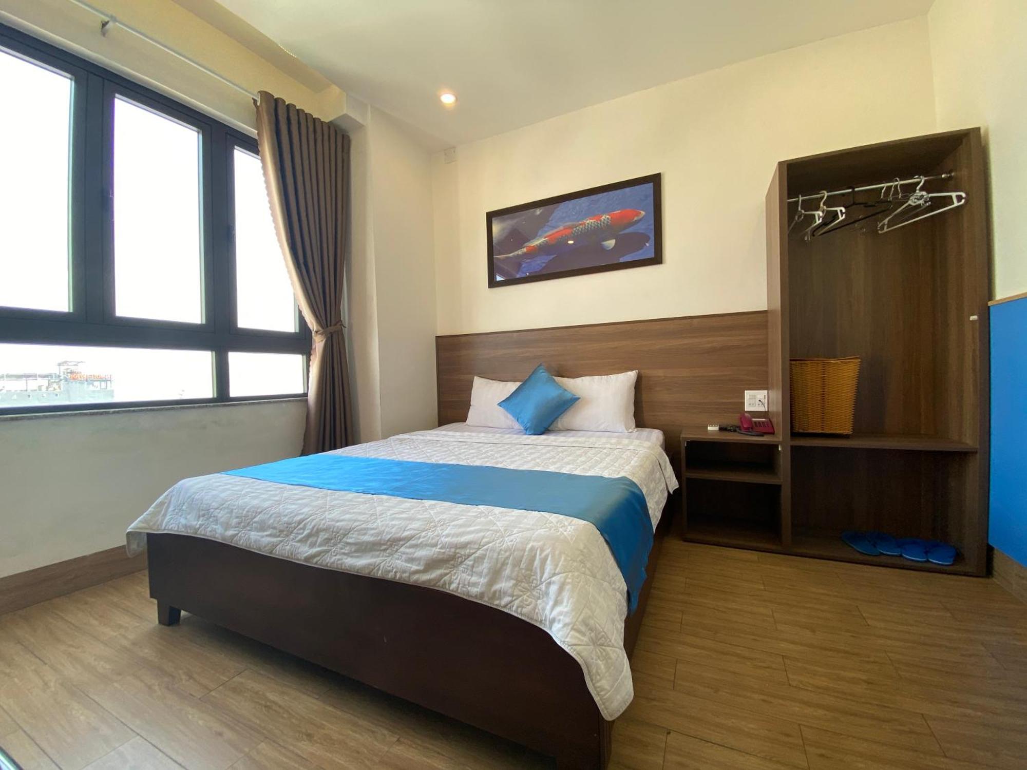 Hotel Hoang Hung Куинён Экстерьер фото